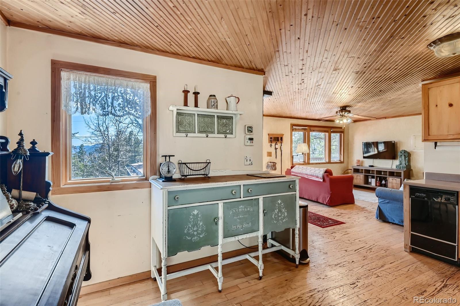 MLS Image #9 for 34089  lyttle dowdle drive,golden, Colorado