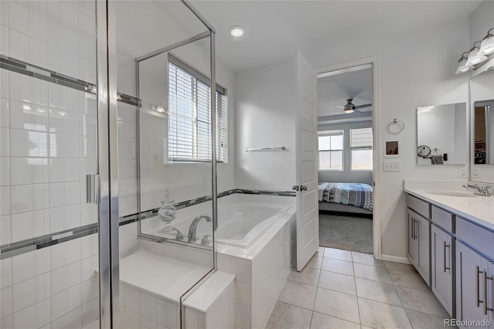 MLS Image #16 for 27222 e frost place,aurora, Colorado