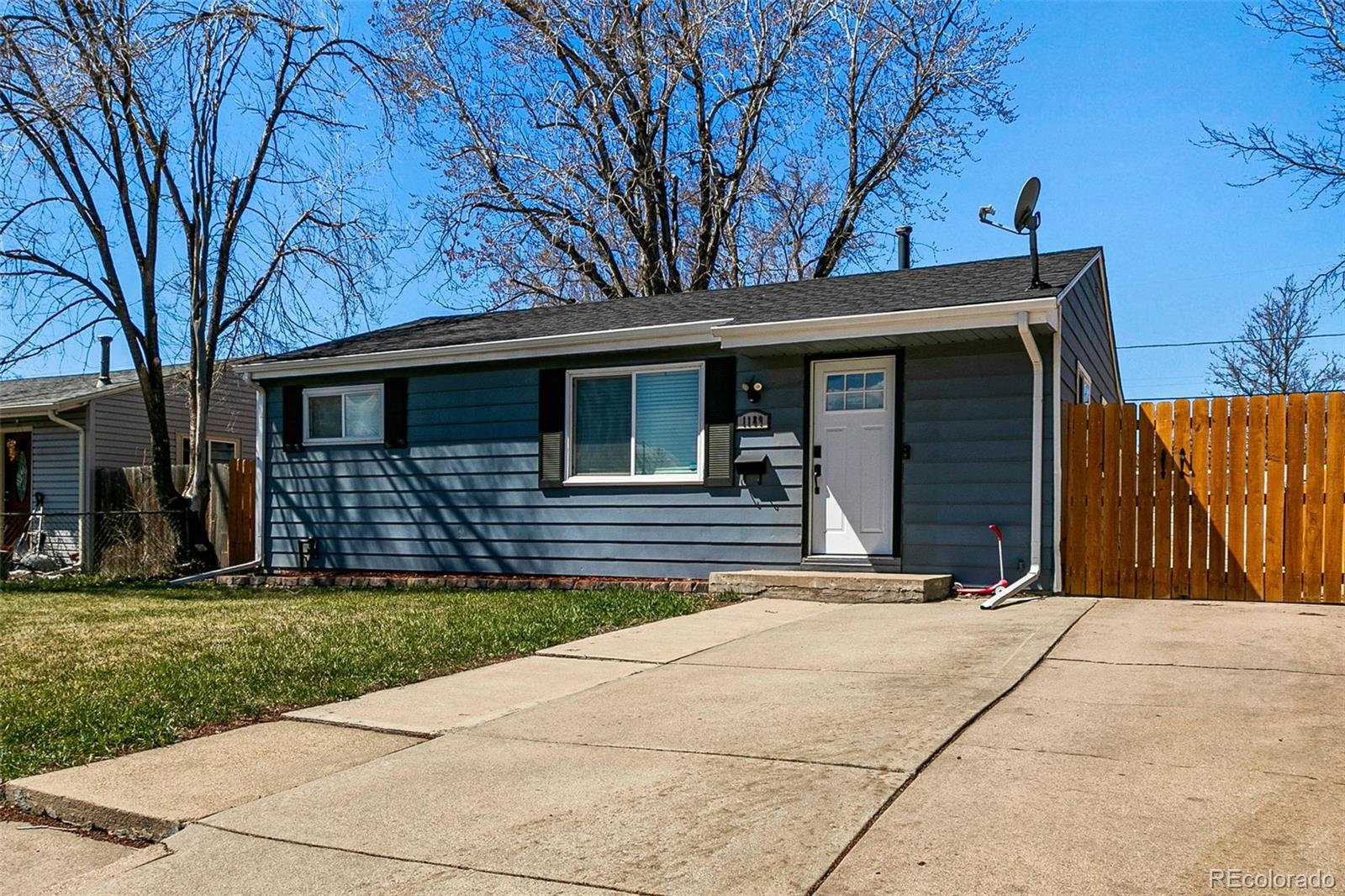 MLS Image #1 for 1189 s julian street,denver, Colorado
