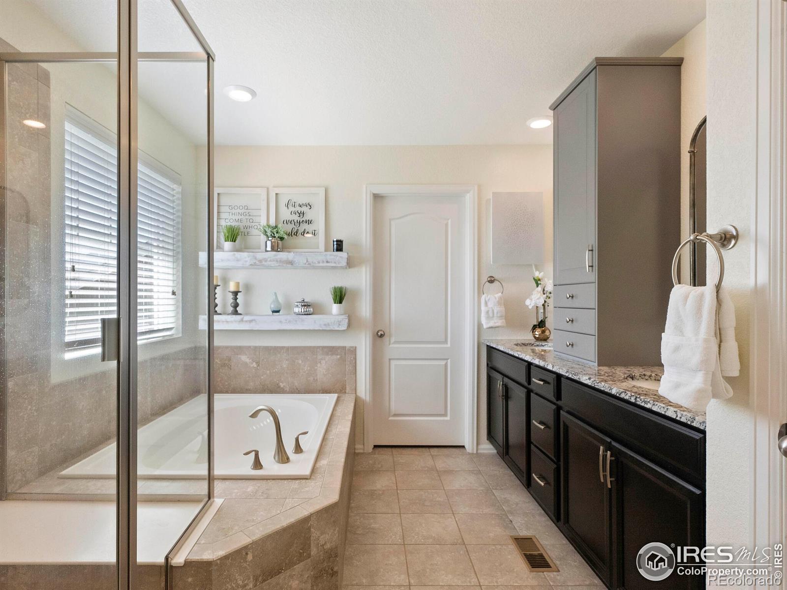 MLS Image #18 for 8489  eldora way,arvada, Colorado