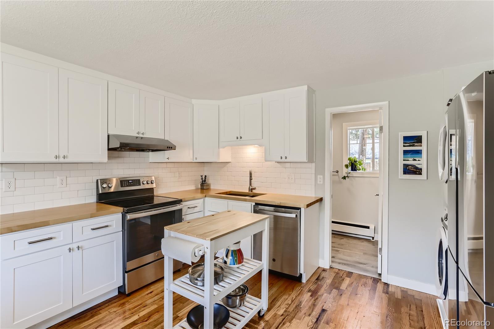 MLS Image #9 for 948  11th avenue,longmont, Colorado