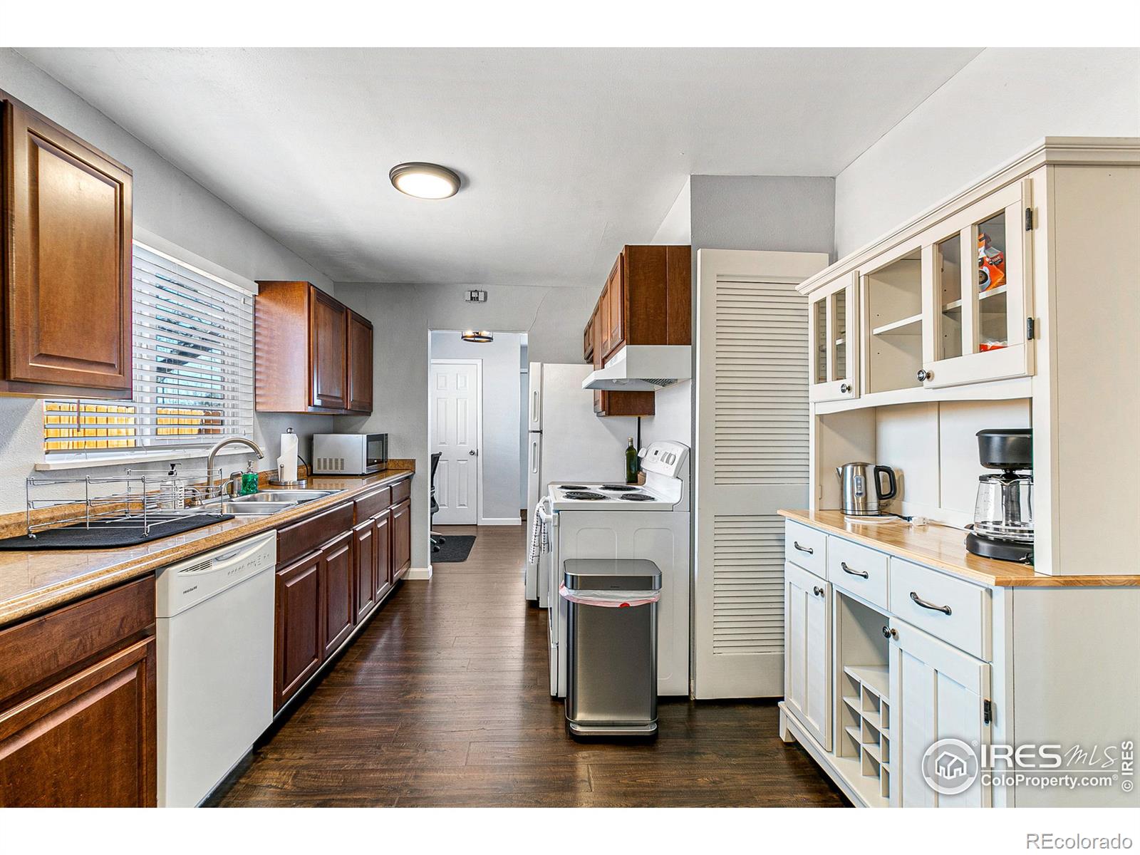 MLS Image #14 for 1189 s julian street,denver, Colorado