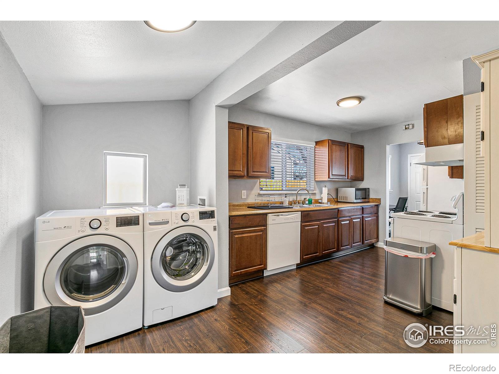 MLS Image #16 for 1189 s julian street,denver, Colorado
