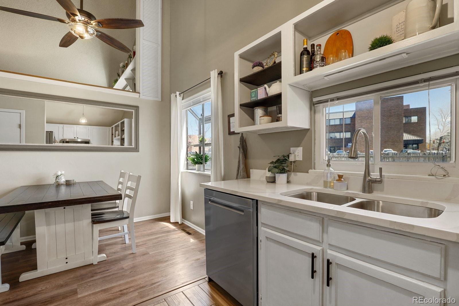 MLS Image #10 for 11985 e cornell circle,aurora, Colorado