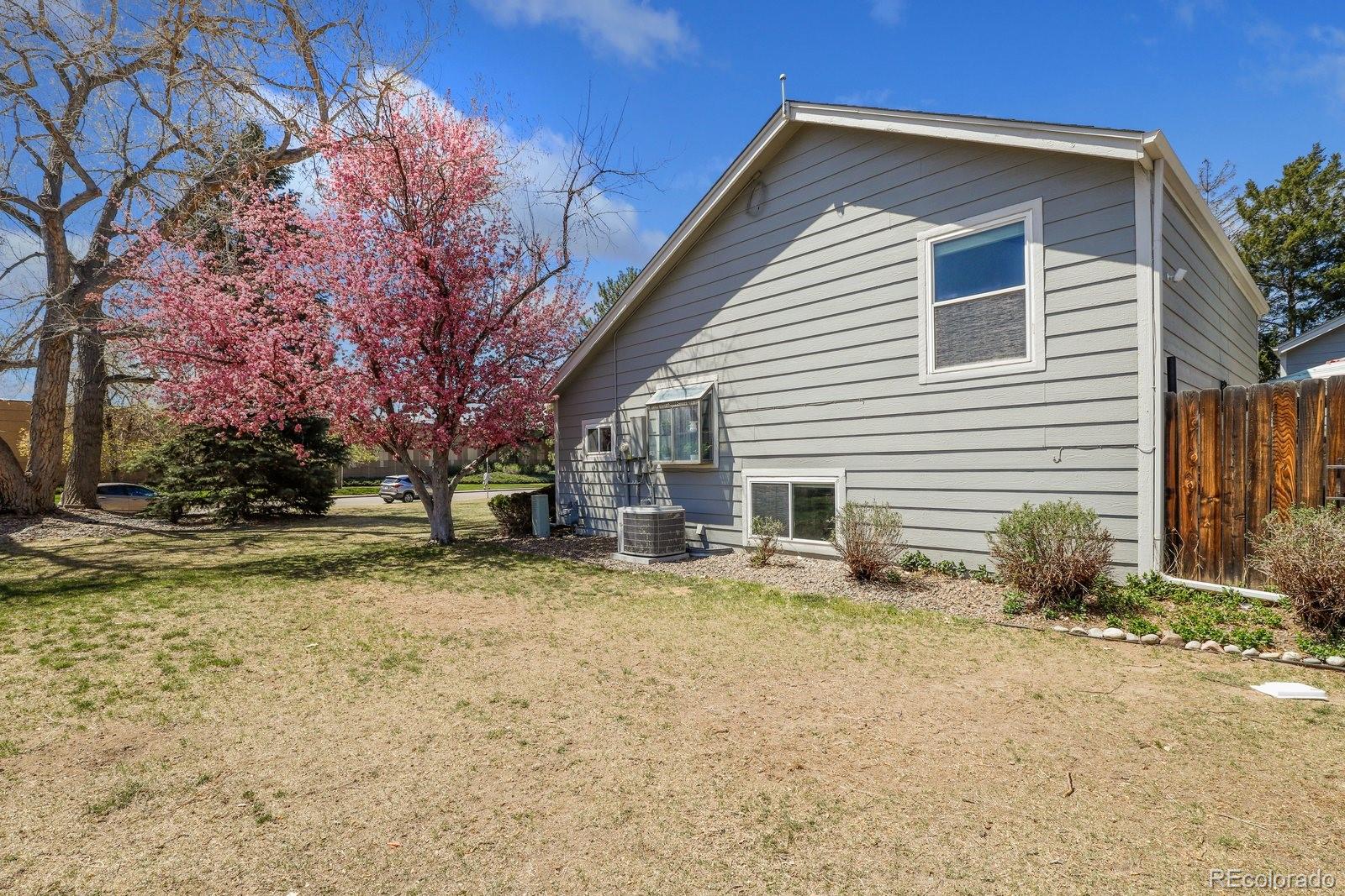 MLS Image #31 for 11985 e cornell circle,aurora, Colorado