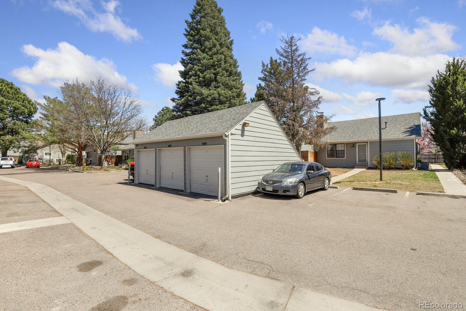 MLS Image #33 for 11985 e cornell circle,aurora, Colorado