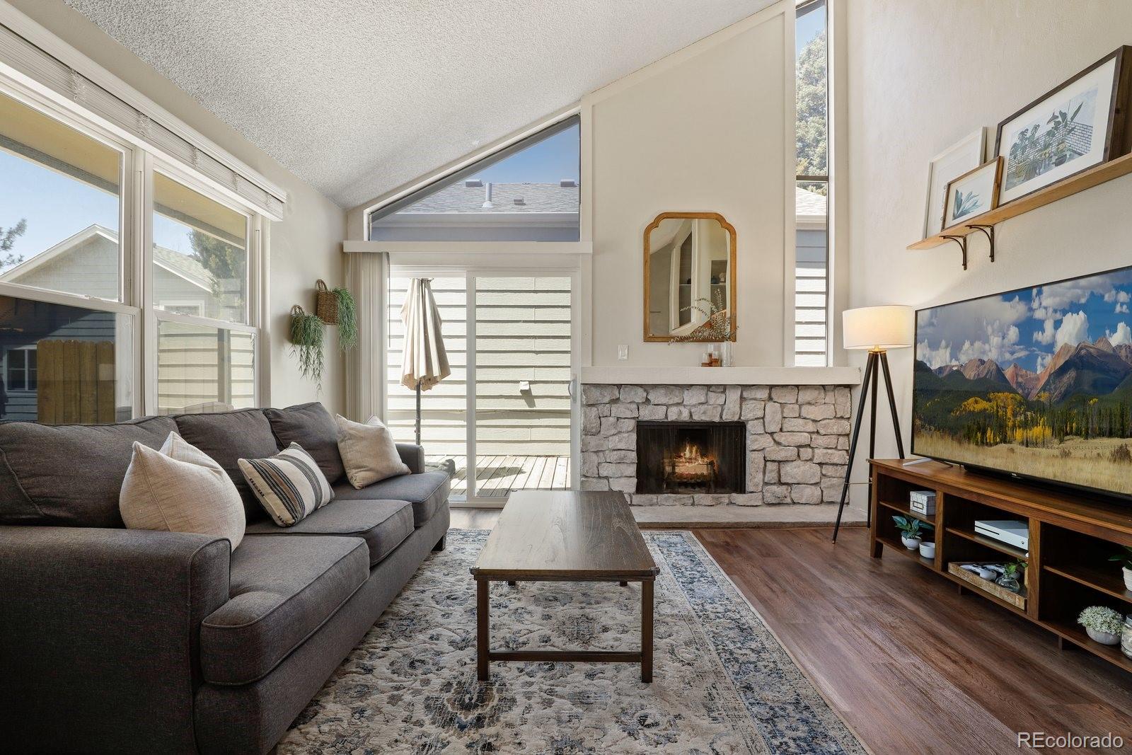 MLS Image #6 for 11985 e cornell circle,aurora, Colorado