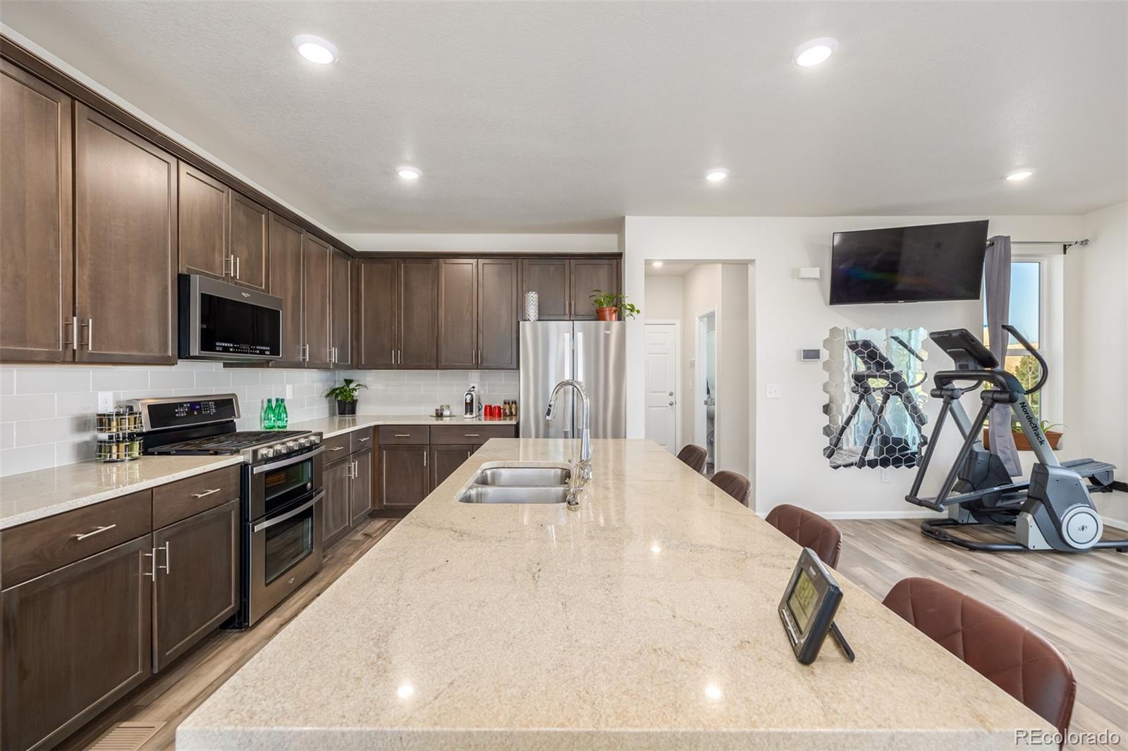 MLS Image #15 for 18393 e arizona place,aurora, Colorado