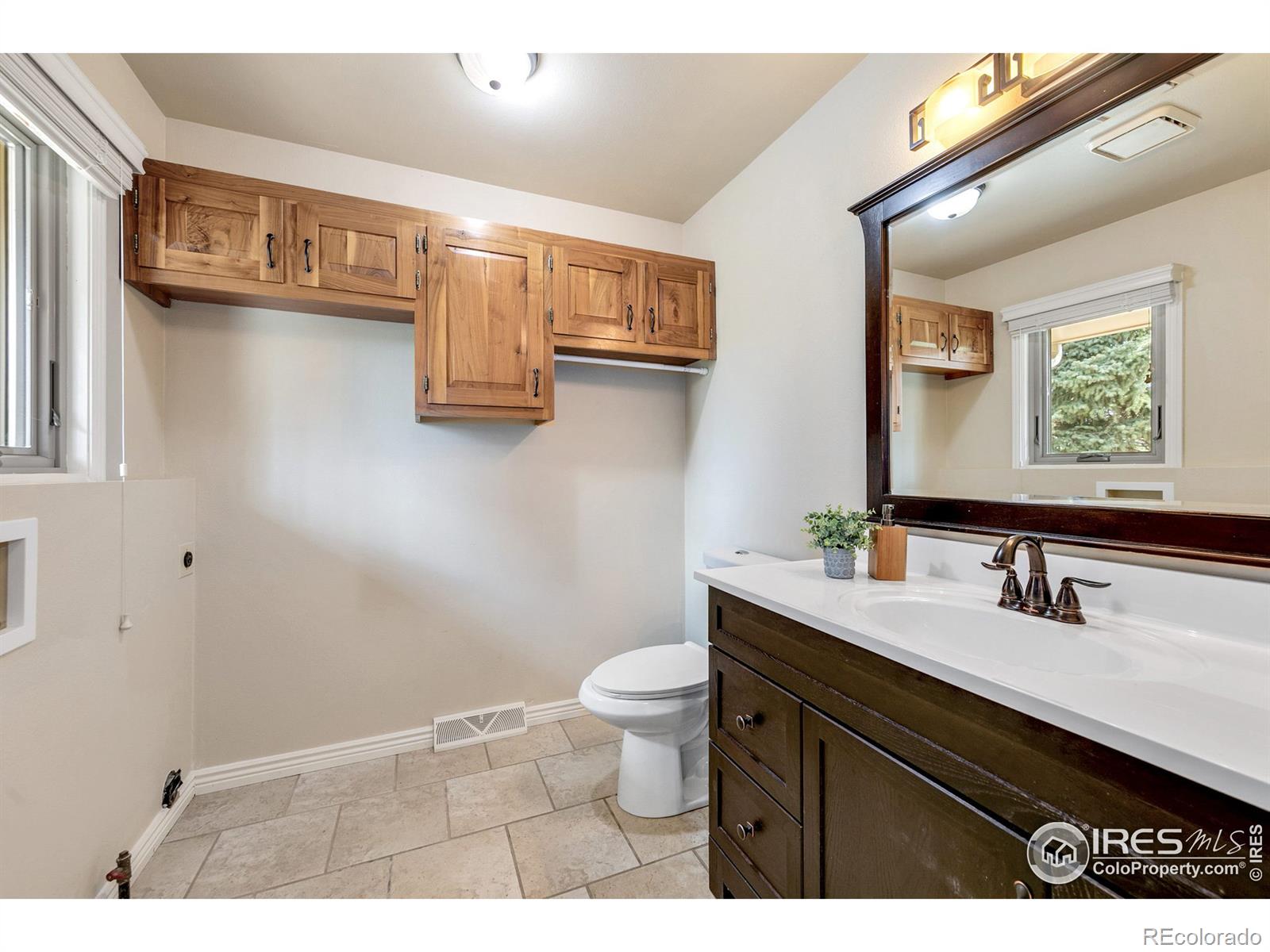MLS Image #13 for 2209  turnberry road,fort collins, Colorado