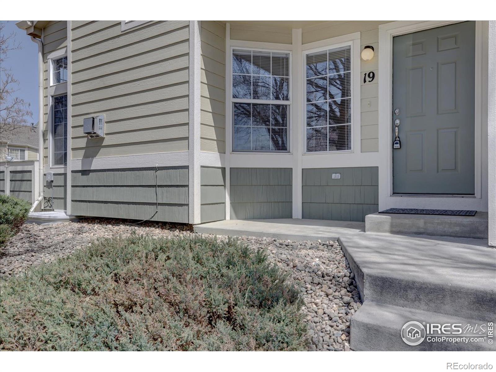 CMA Image for 930  Button Rock Drive,Longmont, Colorado