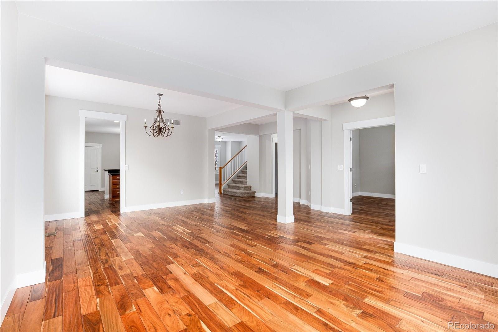 MLS Image #11 for 8681 e 29th avenue,denver, Colorado