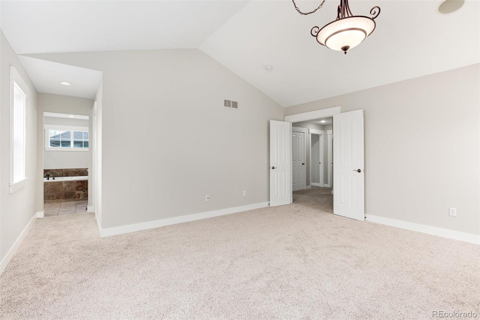 MLS Image #15 for 8681 e 29th avenue,denver, Colorado