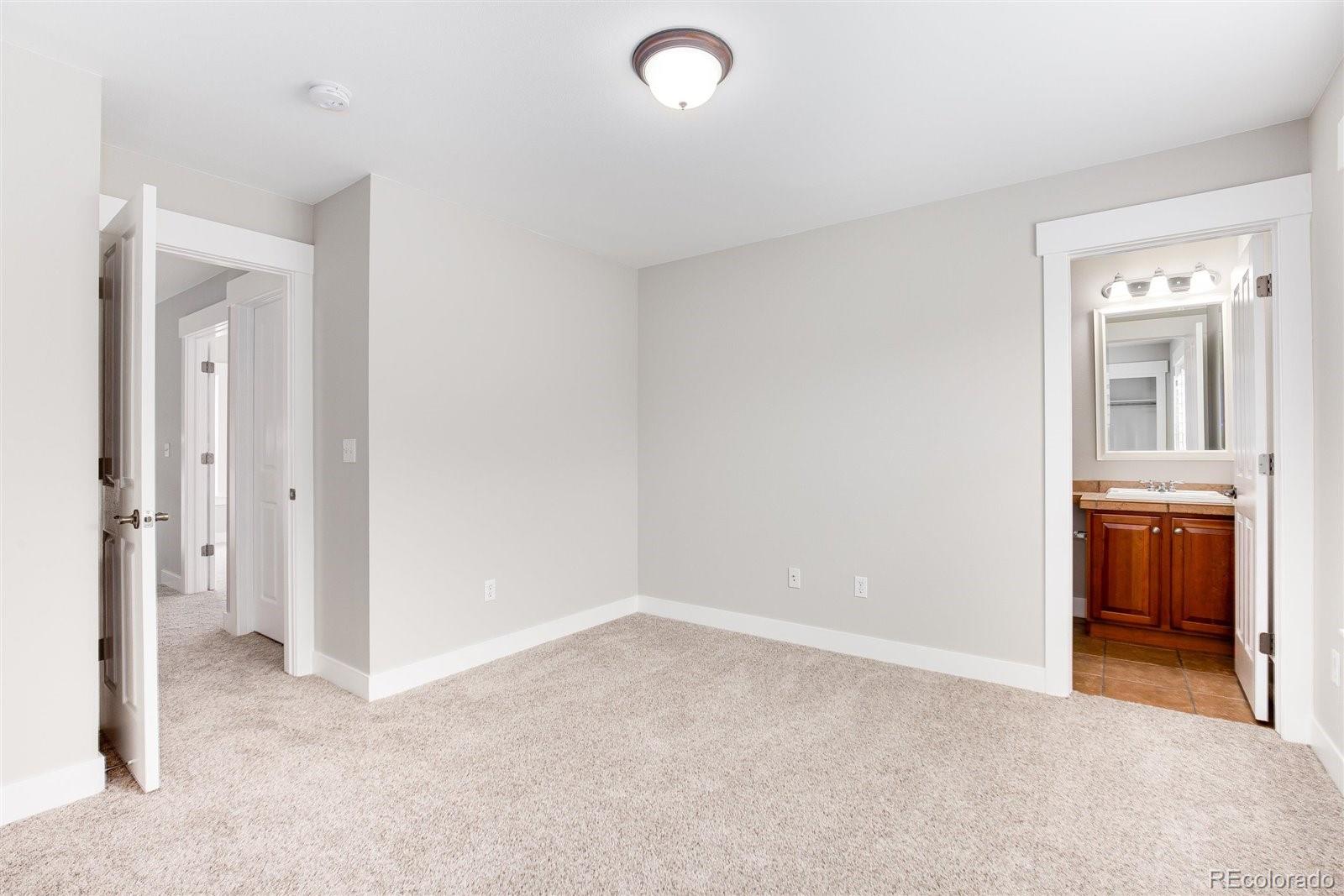MLS Image #18 for 8681 e 29th avenue,denver, Colorado
