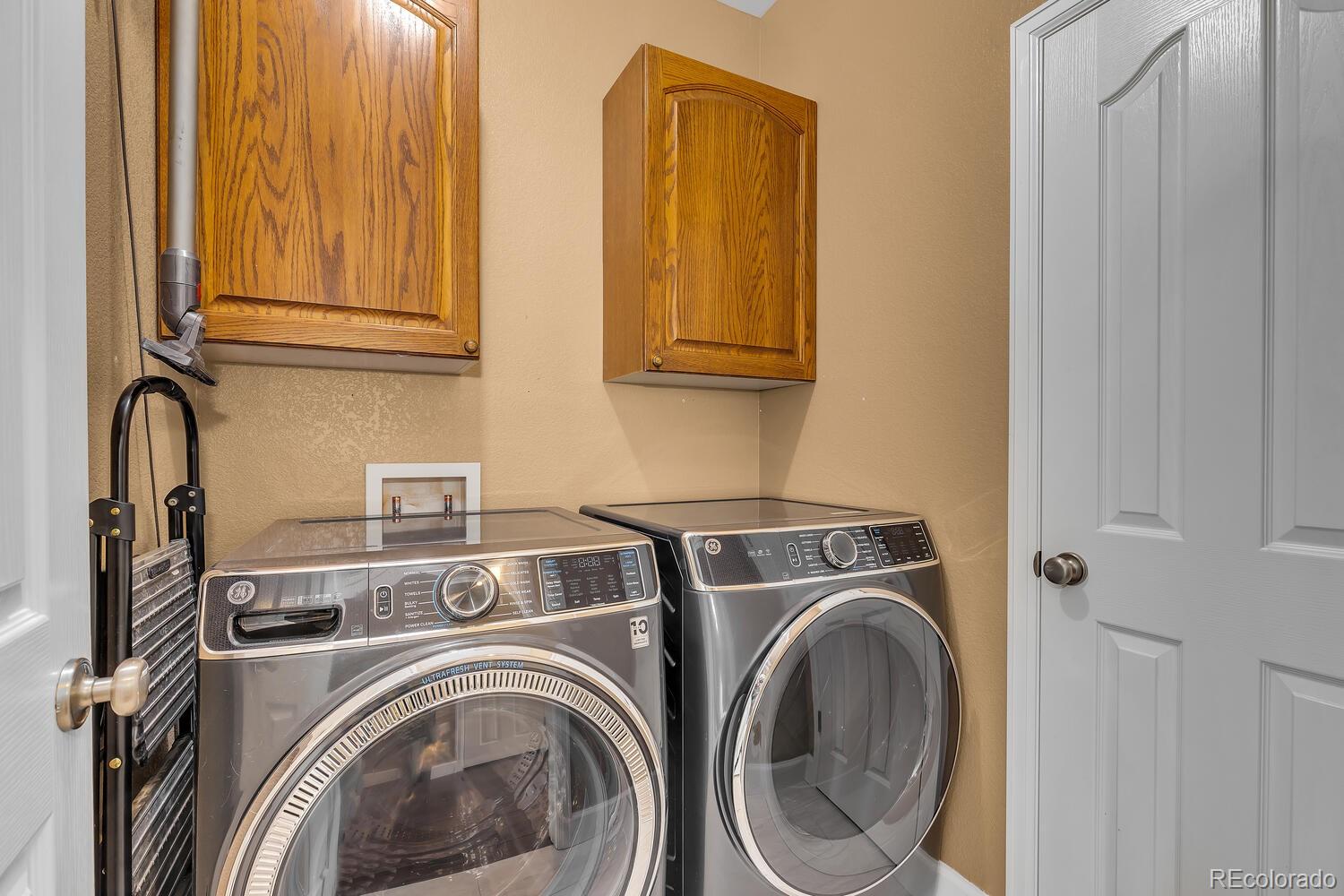 MLS Image #14 for 1909 w 52nd place,denver, Colorado