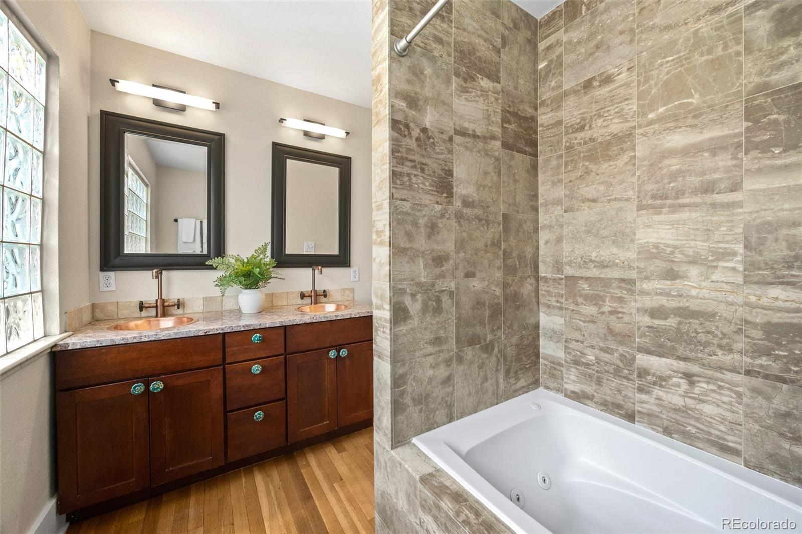 MLS Image #11 for 2538  elm street,denver, Colorado