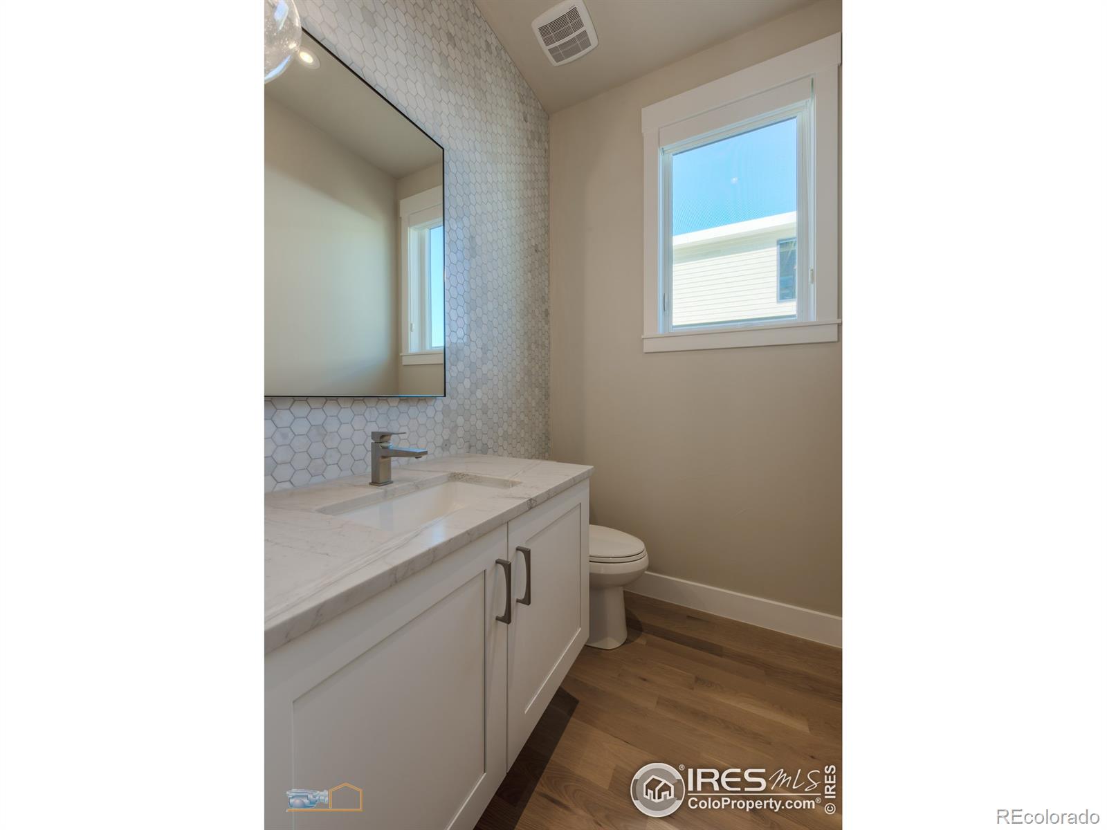MLS Image #19 for 2304  glacier court,lafayette, Colorado