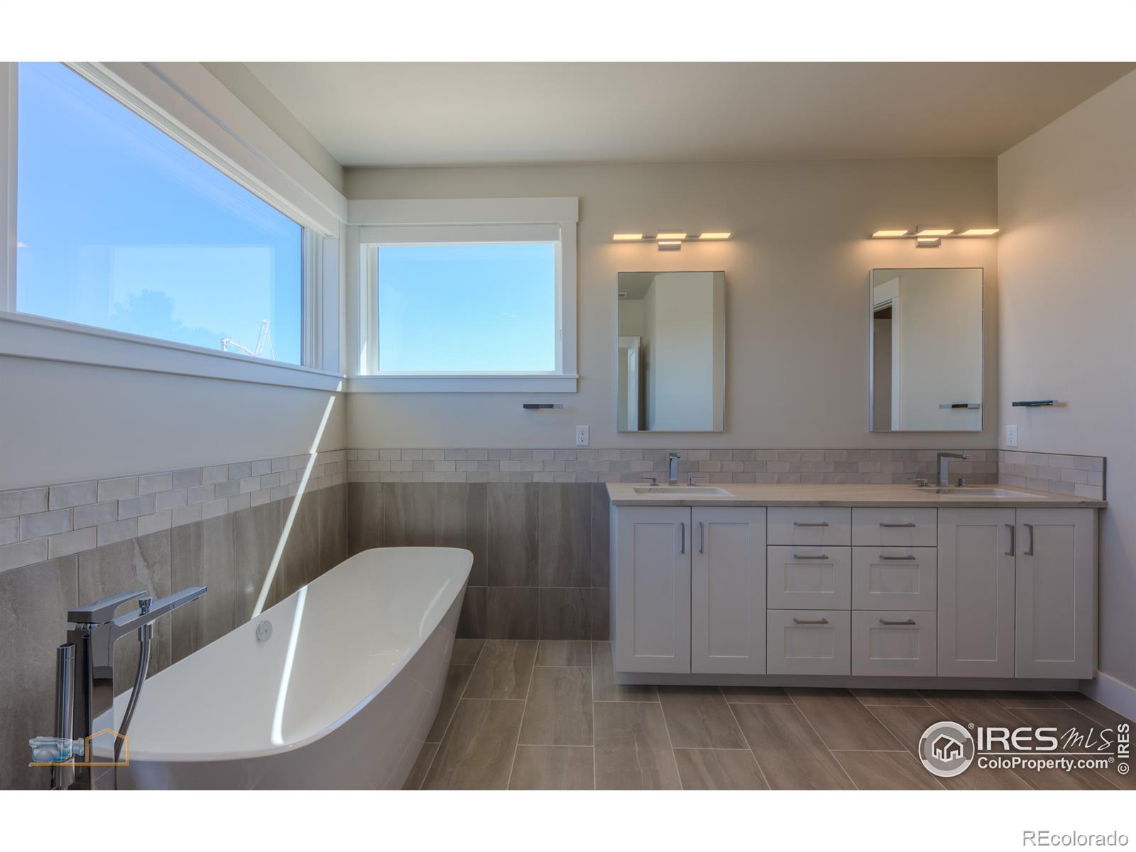 MLS Image #23 for 2304  glacier court,lafayette, Colorado