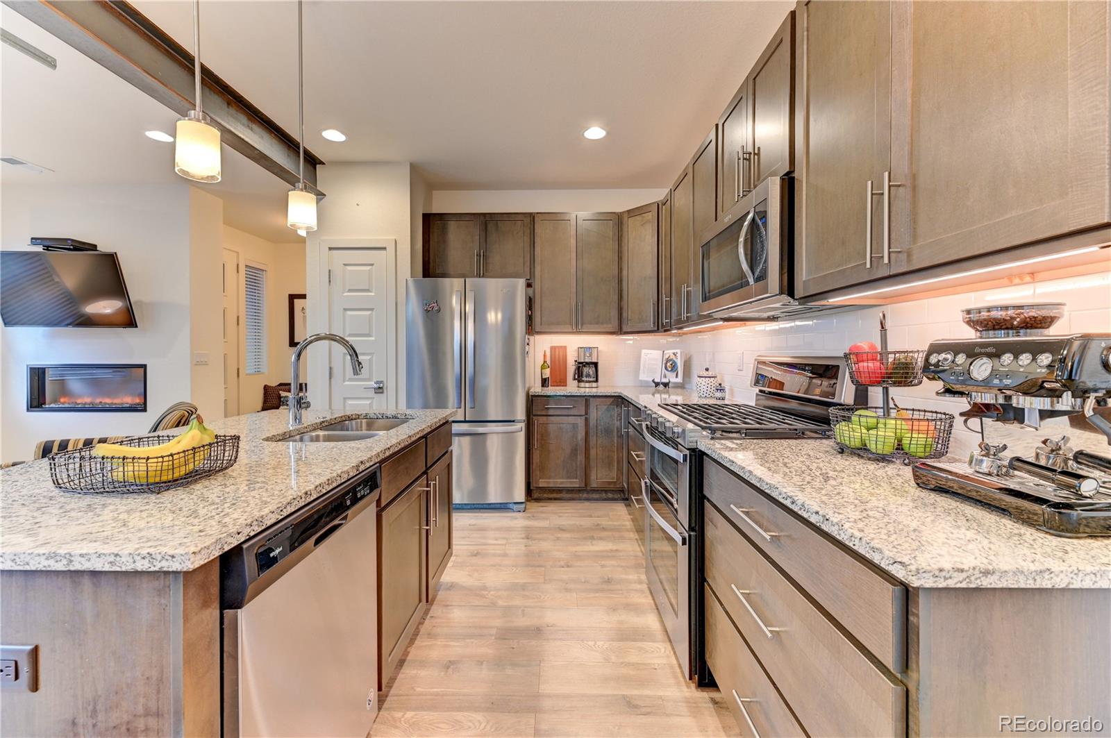 MLS Image #6 for 12481 w virginia avenue,lakewood, Colorado