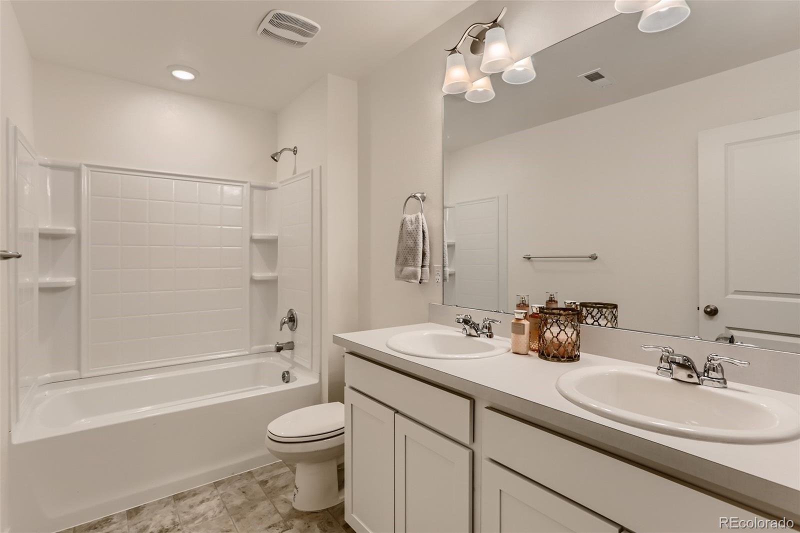 MLS Image #18 for 2517  osprey way,johnstown, Colorado