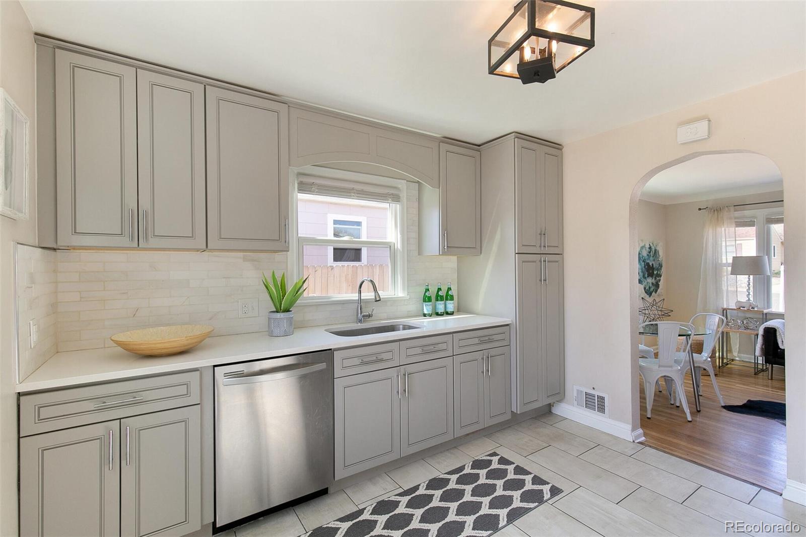 MLS Image #11 for 4588 s cherokee street,englewood, Colorado