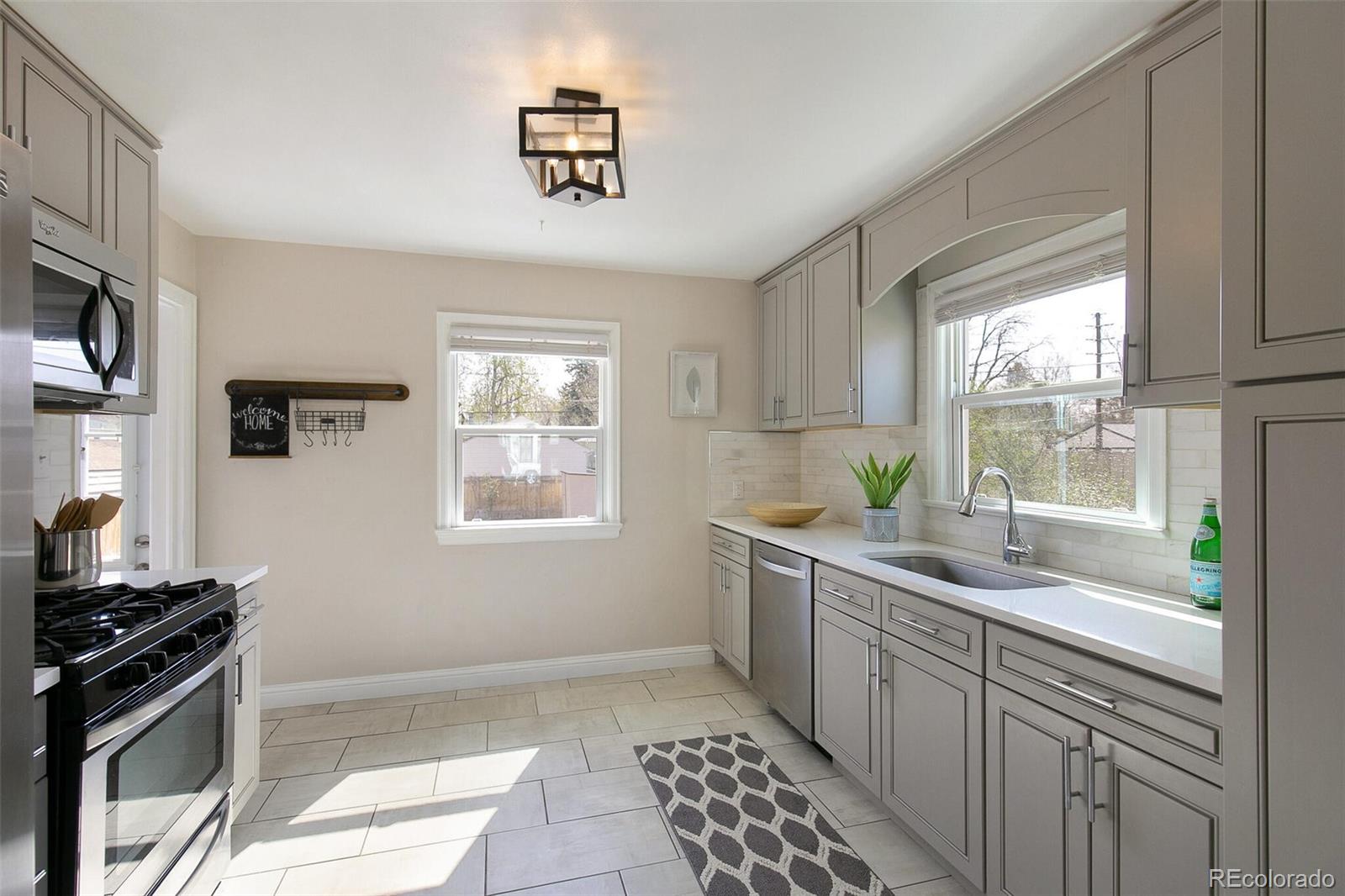 MLS Image #14 for 4588 s cherokee street,englewood, Colorado