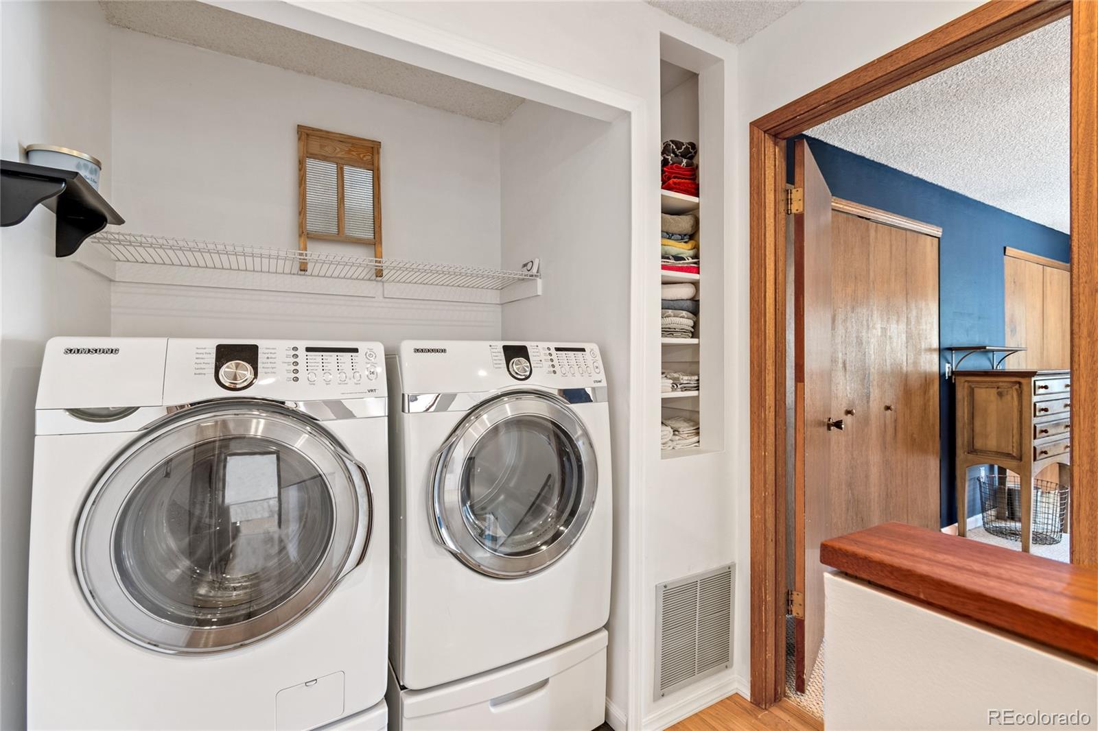 MLS Image #13 for 1956 s balsam street,lakewood, Colorado