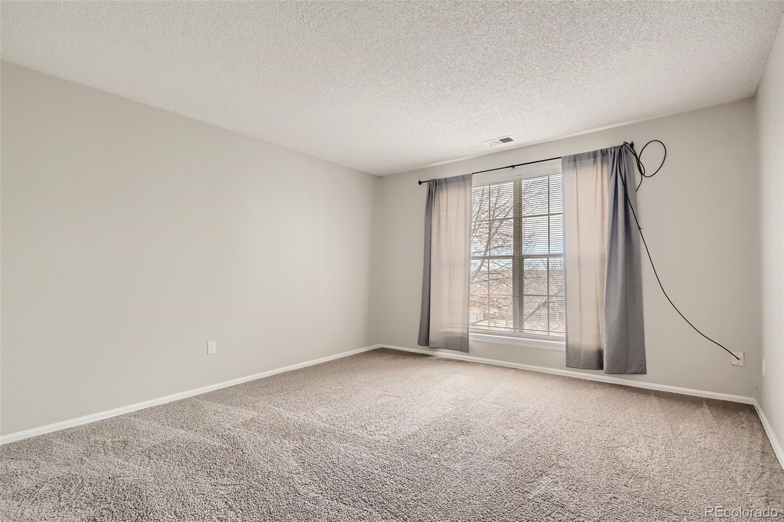 MLS Image #14 for 4480 s pitkin street,aurora, Colorado
