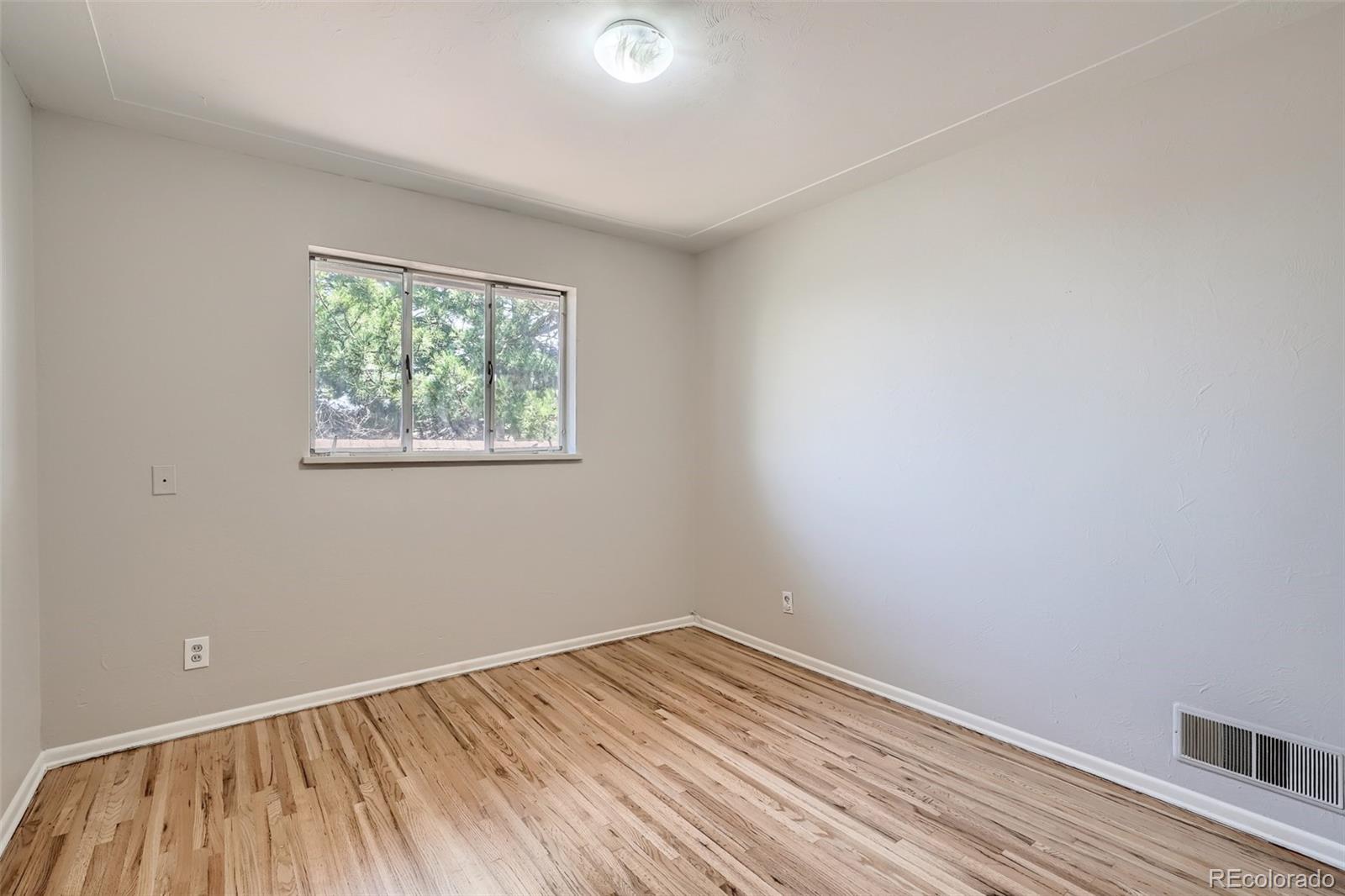 MLS Image #17 for 1345  overhill road,golden, Colorado