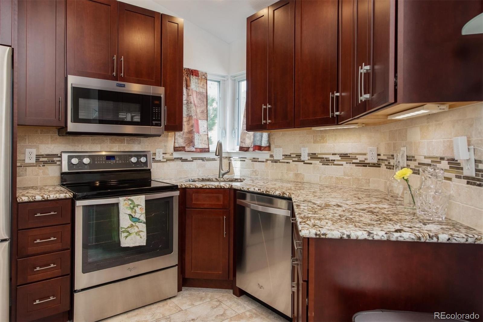 MLS Image #6 for 551  canyonview drive,golden, Colorado
