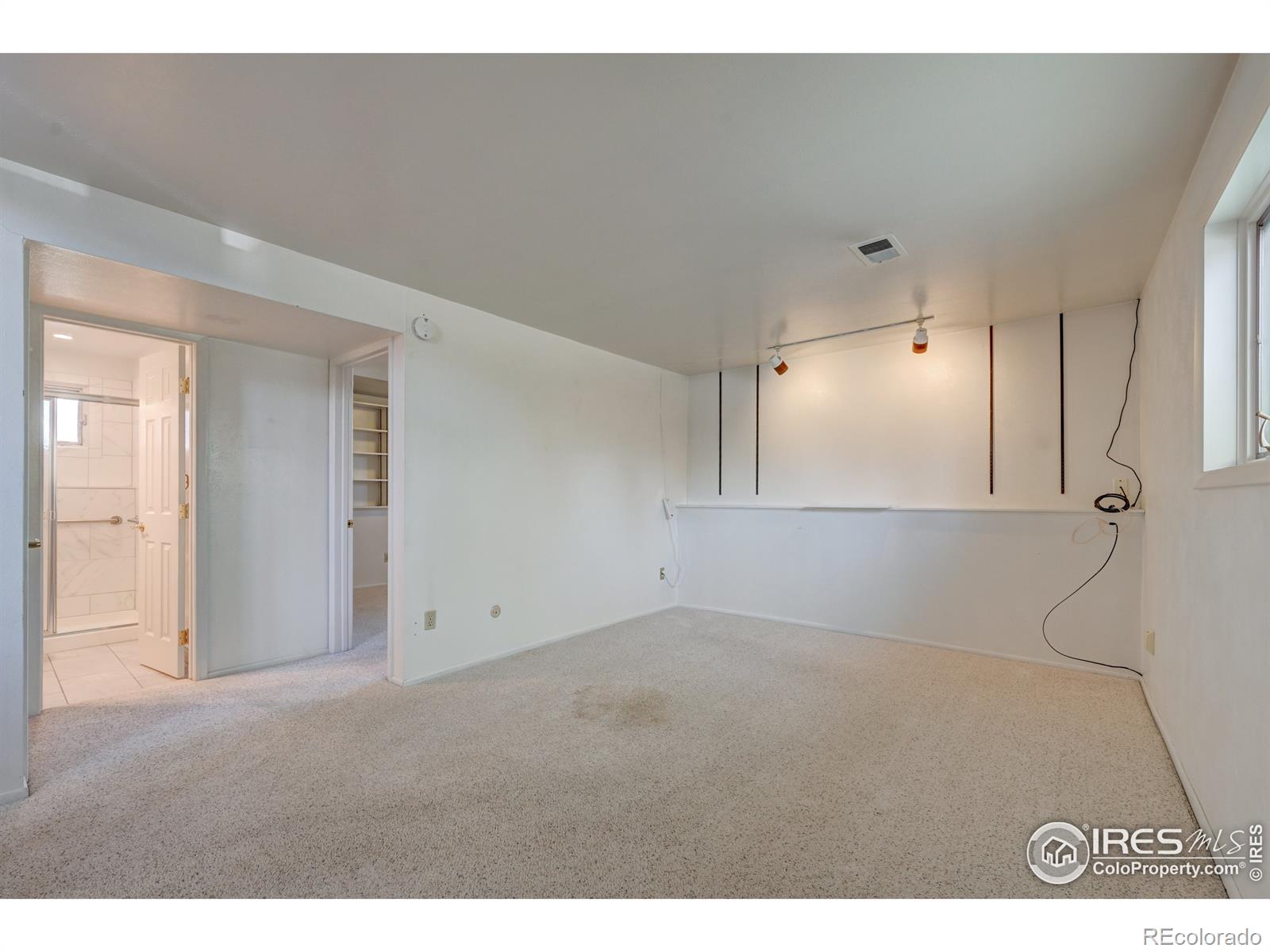 MLS Image #16 for 3127 s emporia court,denver, Colorado