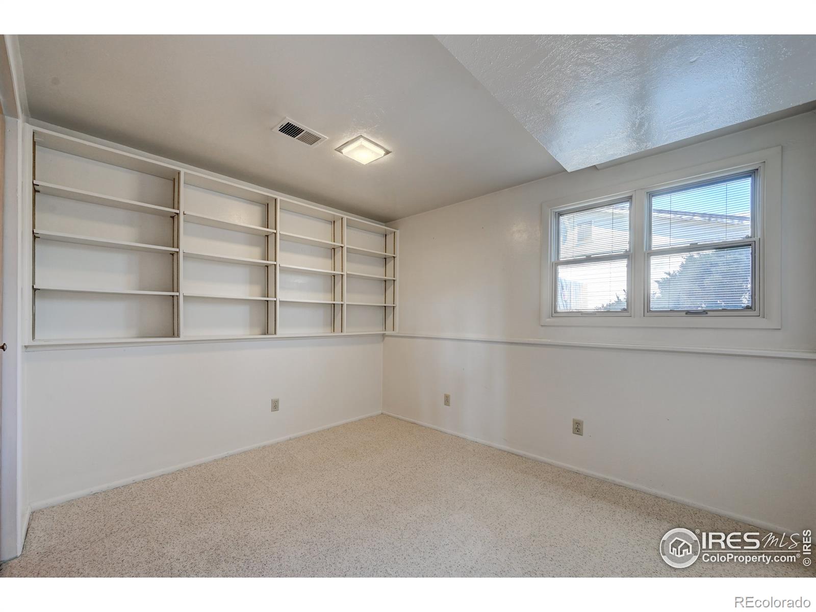 MLS Image #18 for 3127 s emporia court,denver, Colorado