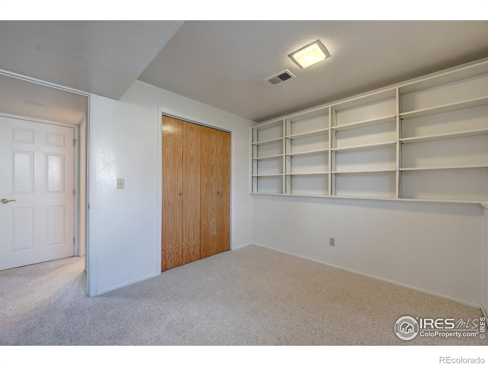 MLS Image #20 for 3127 s emporia court,denver, Colorado