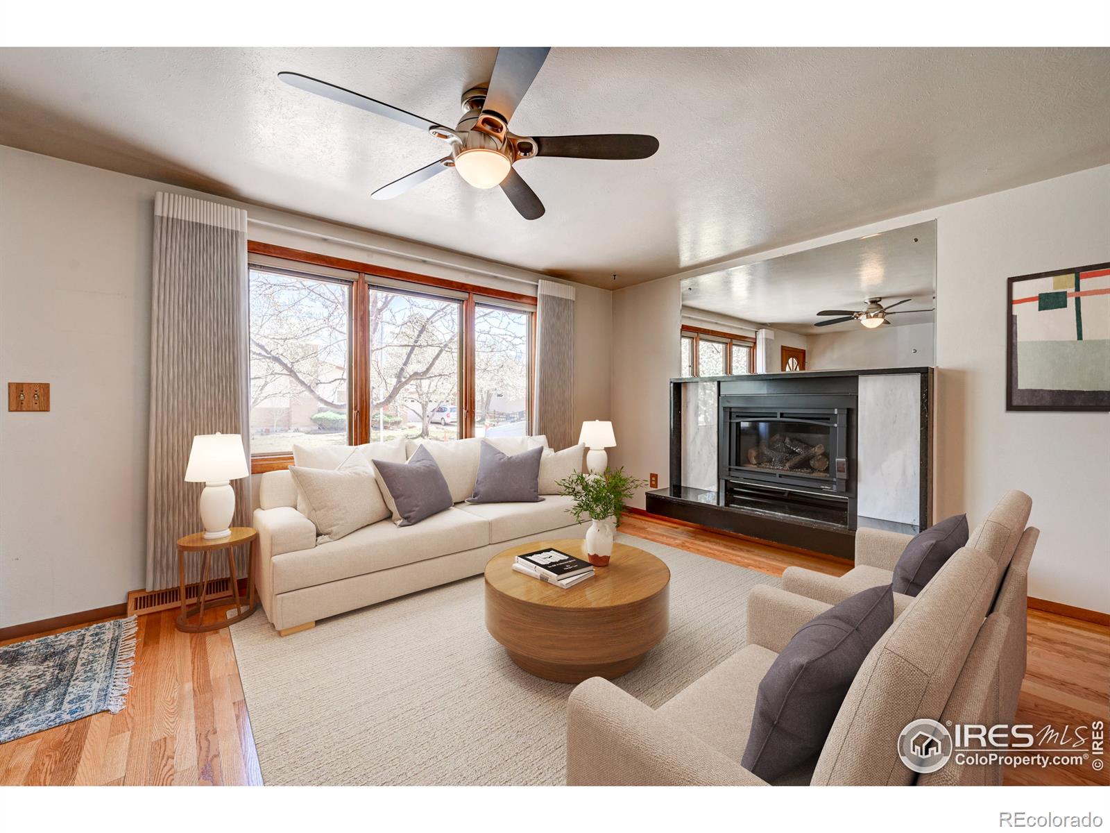 MLS Image #5 for 3127 s emporia court,denver, Colorado