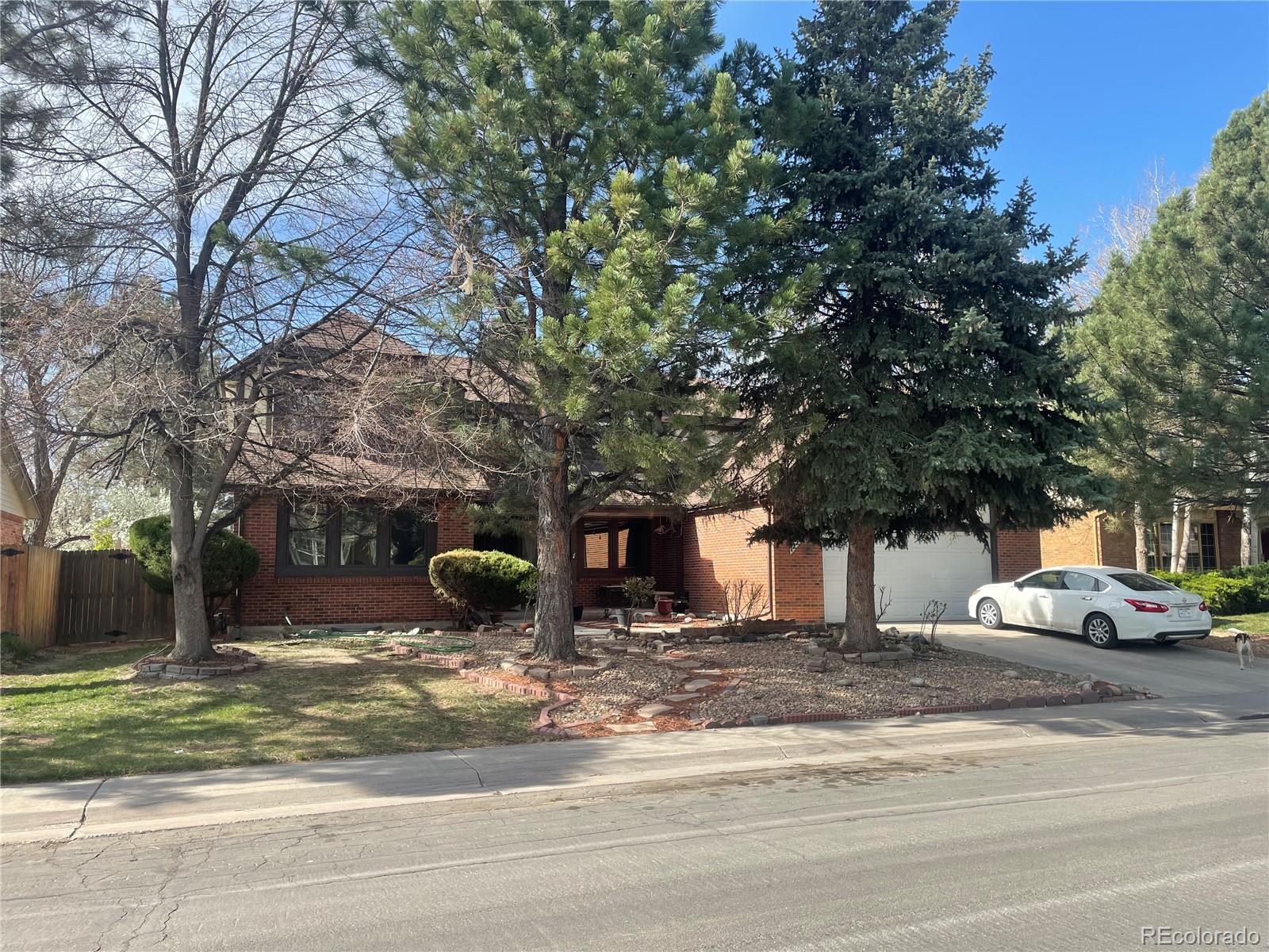 MLS Image #2 for 12276 e harvard drive,aurora, Colorado