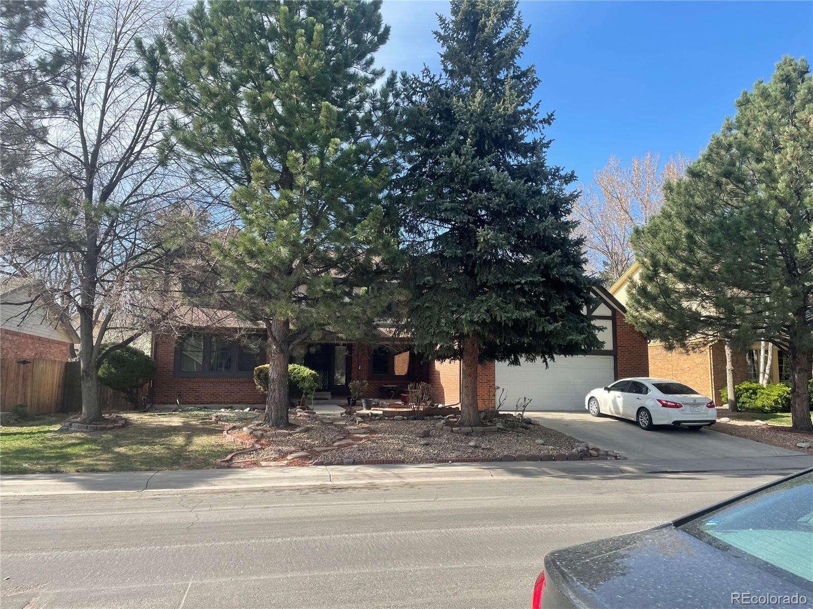 MLS Image #3 for 12276 e harvard drive,aurora, Colorado