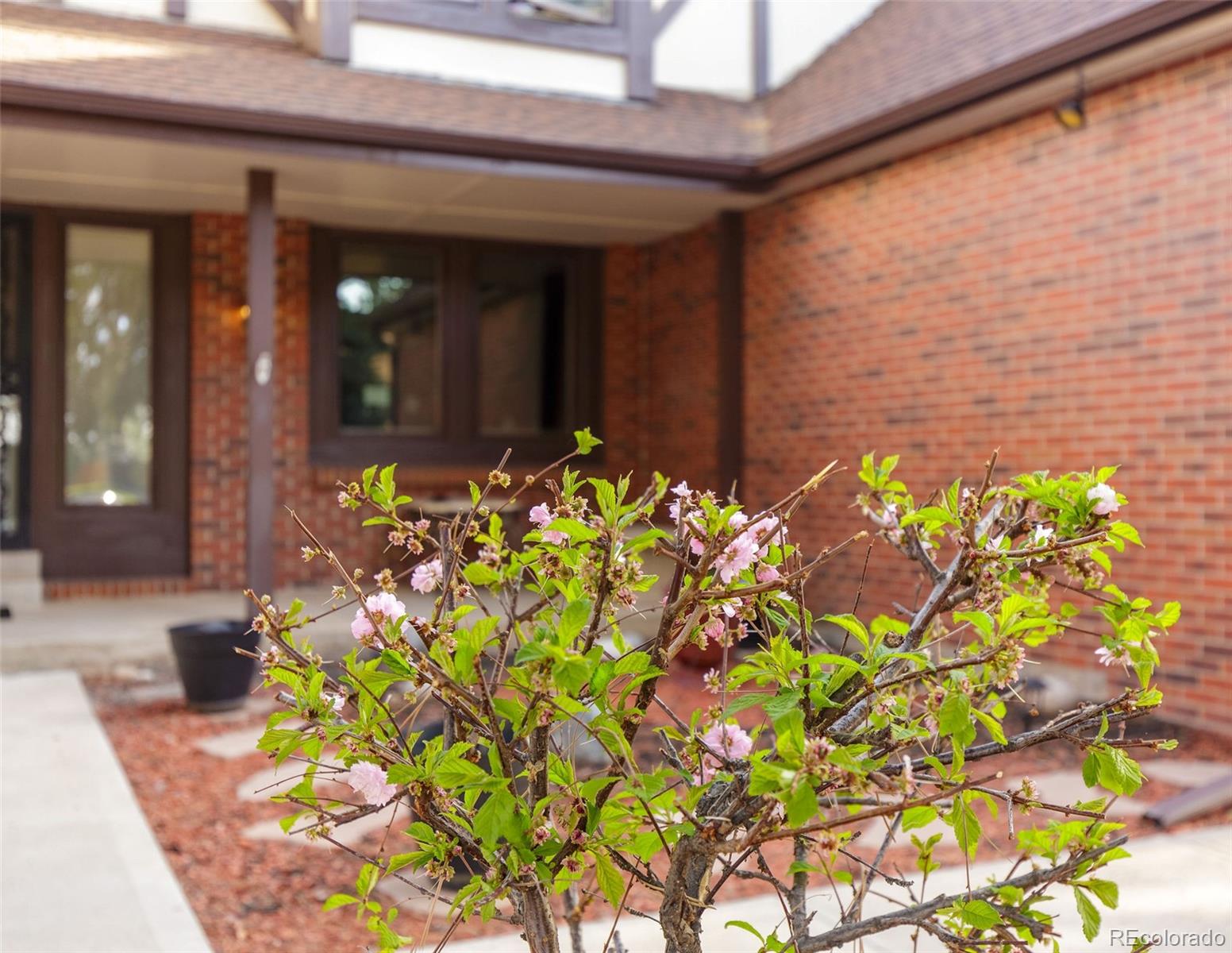 MLS Image #8 for 12276 e harvard drive,aurora, Colorado
