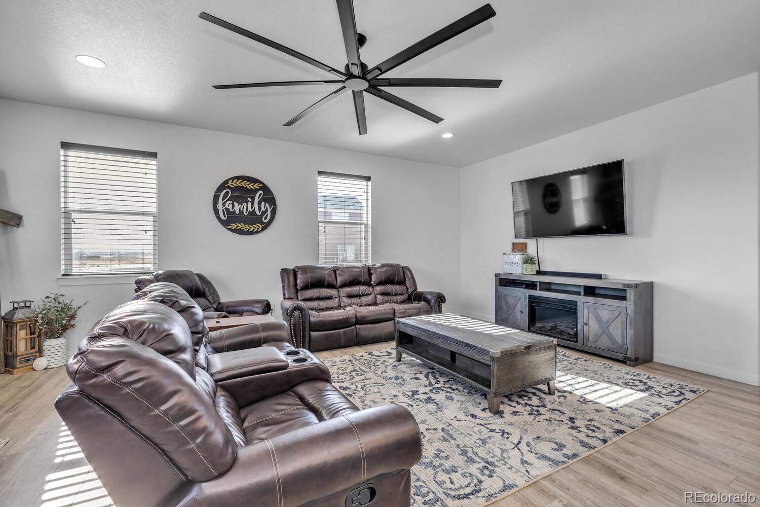 MLS Image #5 for 415  wyatt drive,hudson, Colorado