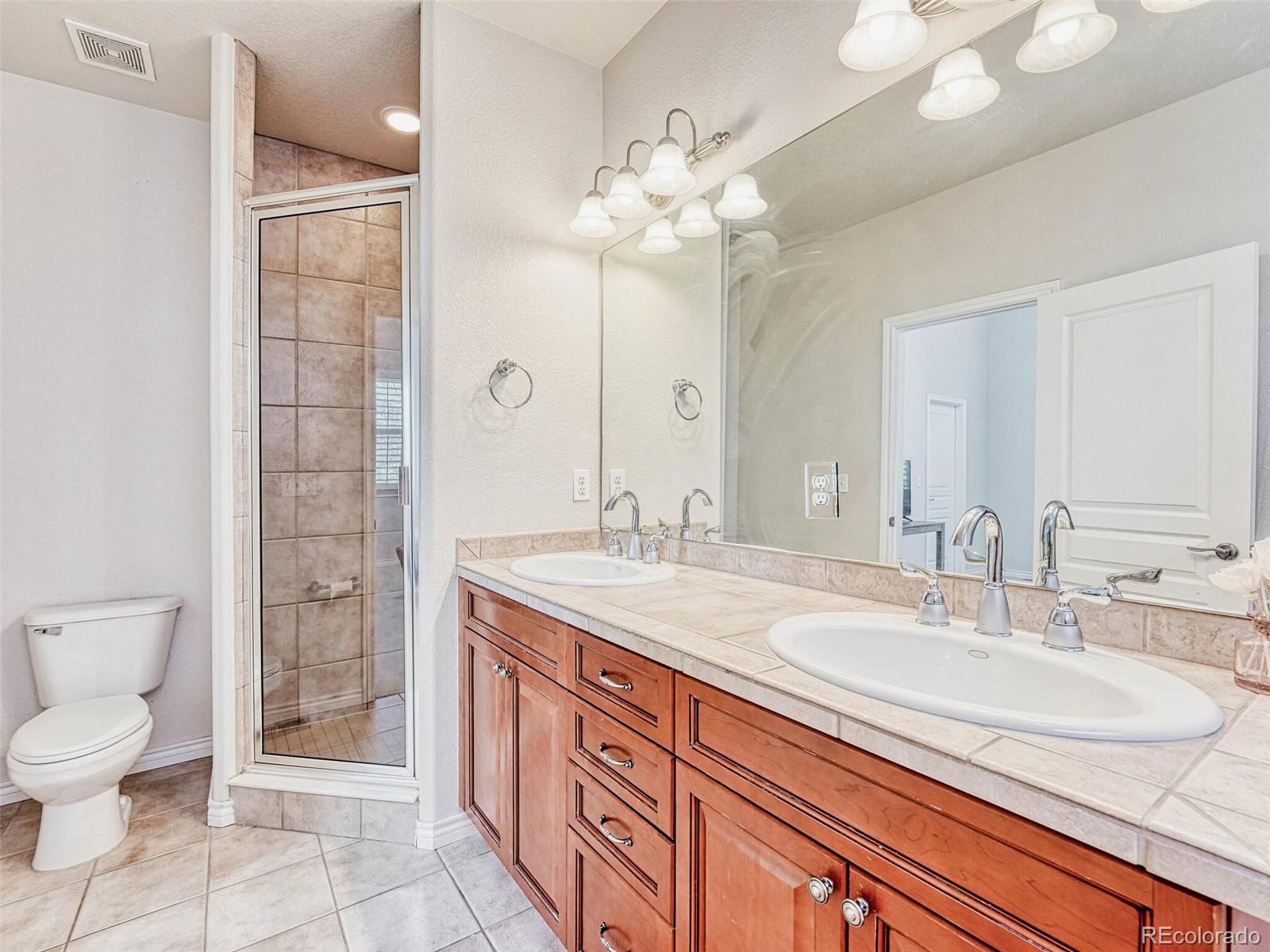 MLS Image #15 for 11972 e lake circle,greenwood village, Colorado