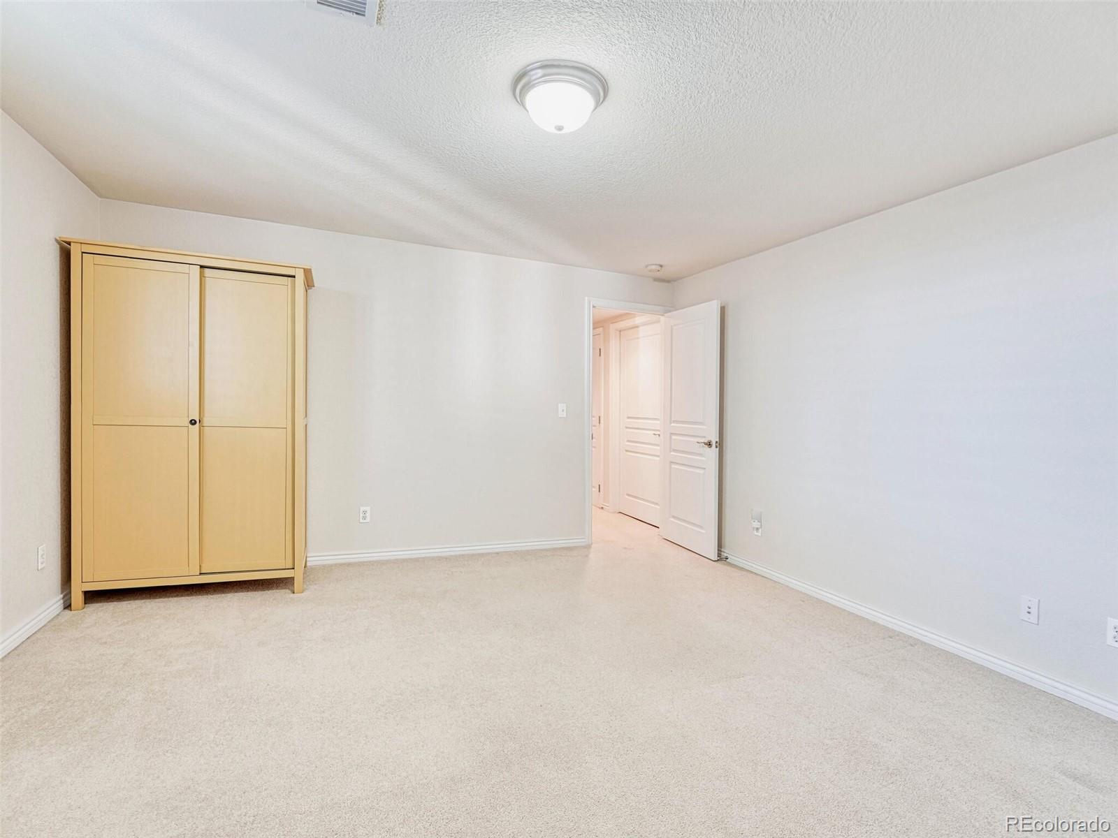 MLS Image #27 for 11972 e lake circle,greenwood village, Colorado