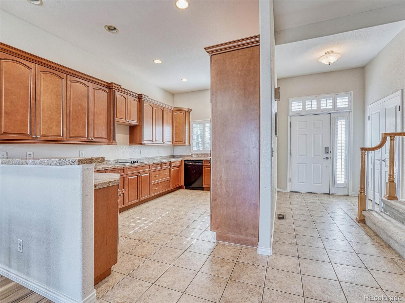 MLS Image #6 for 11972 e lake circle,greenwood village, Colorado