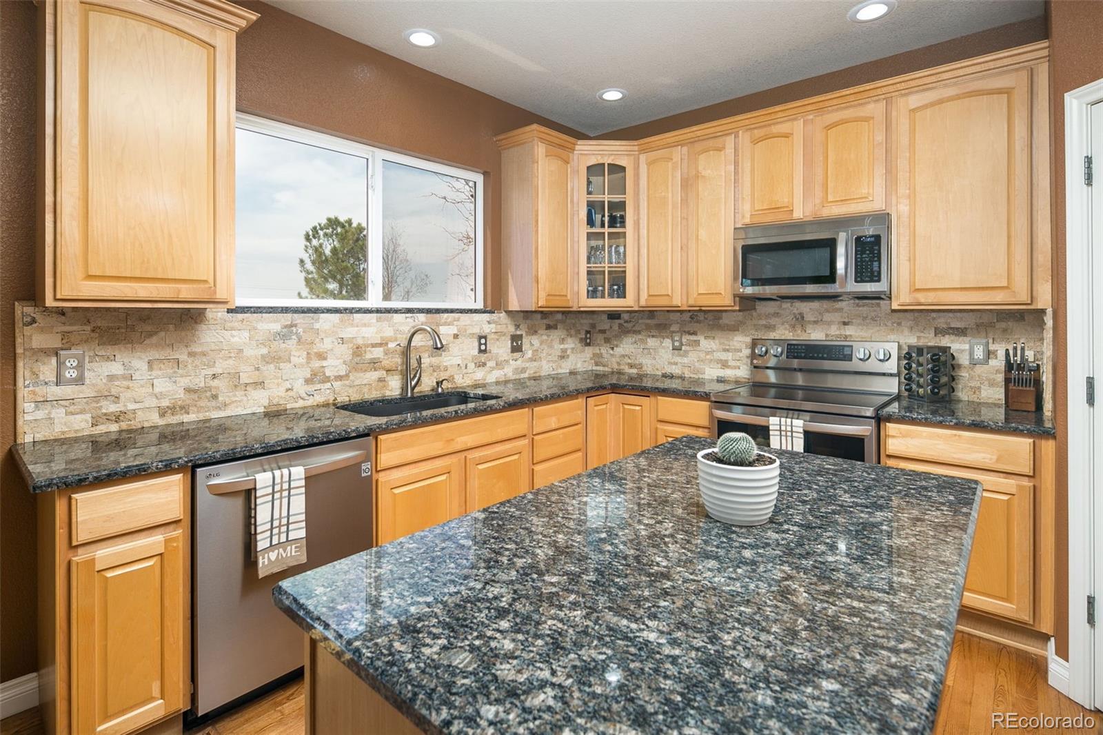 MLS Image #10 for 12097  andes street,commerce city, Colorado