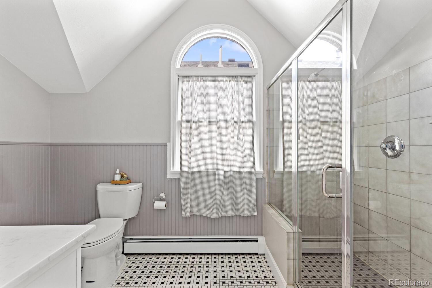 MLS Image #20 for 542 s vine street,denver, Colorado