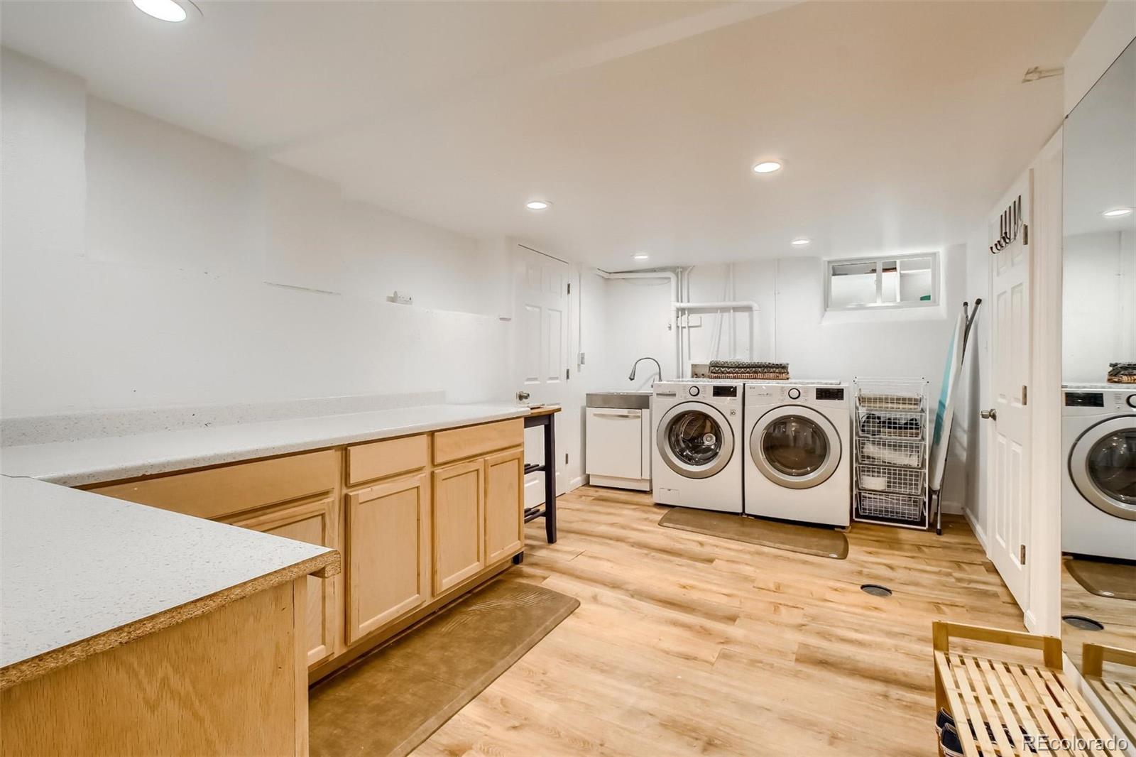 MLS Image #34 for 542 s vine street,denver, Colorado