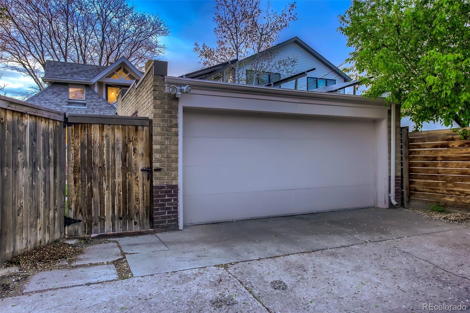 MLS Image #38 for 542 s vine street,denver, Colorado