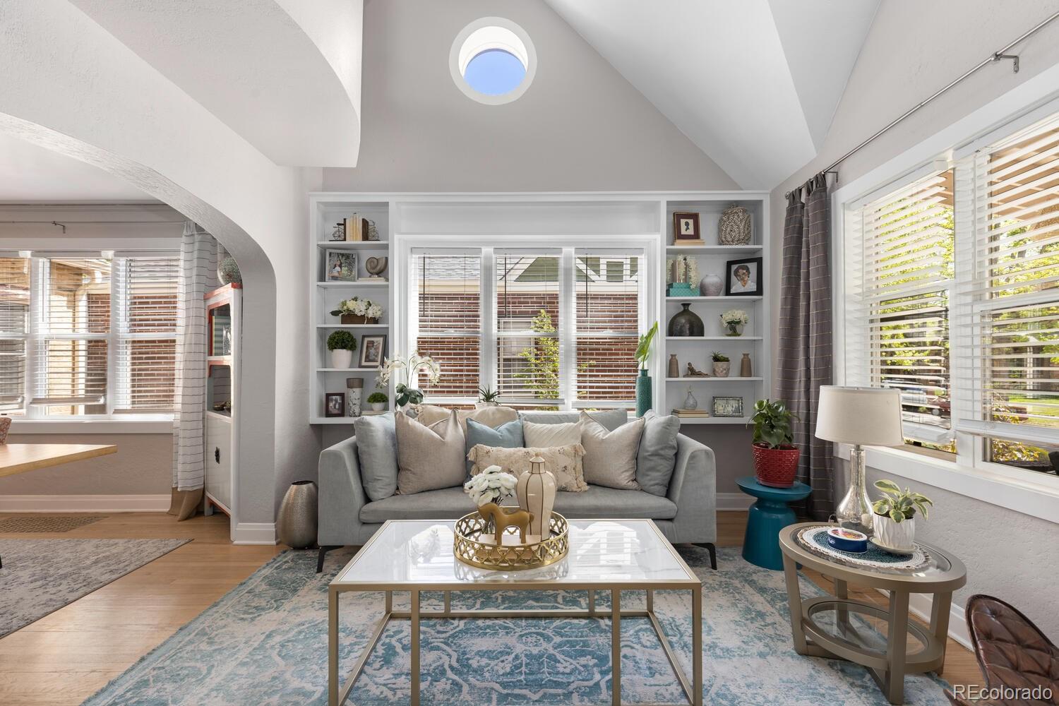 MLS Image #5 for 542 s vine street,denver, Colorado