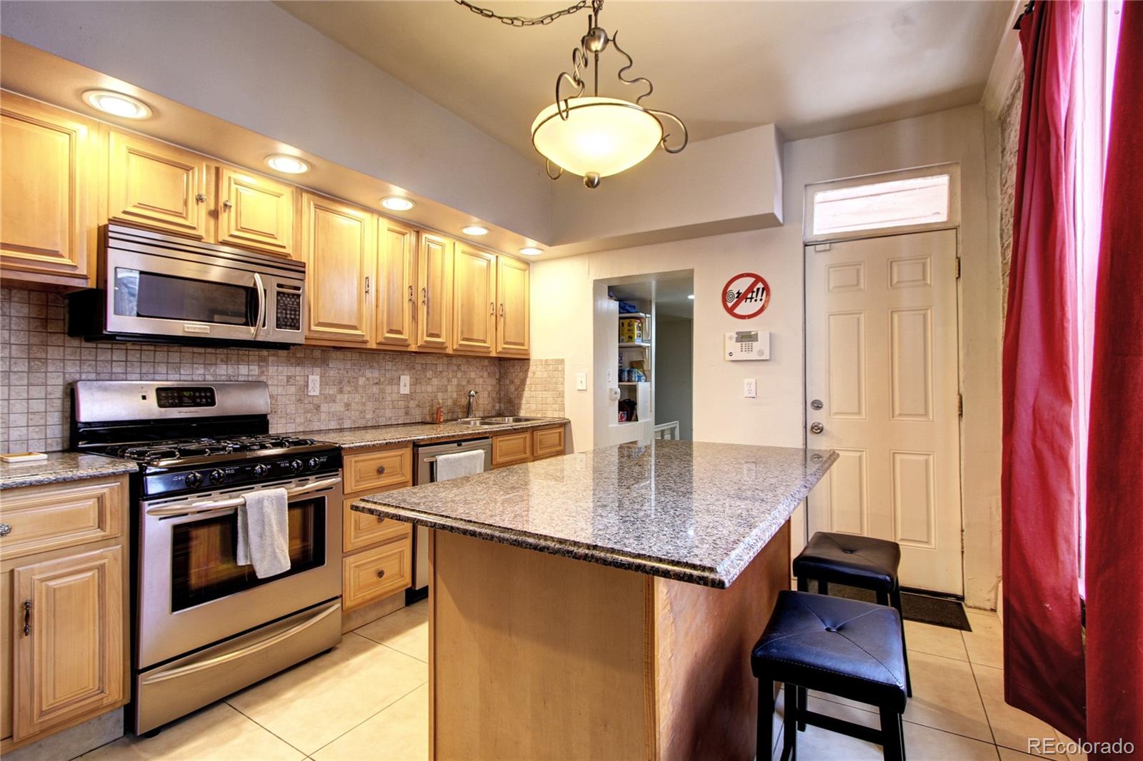MLS Image #8 for 2928 n marion street,denver, Colorado