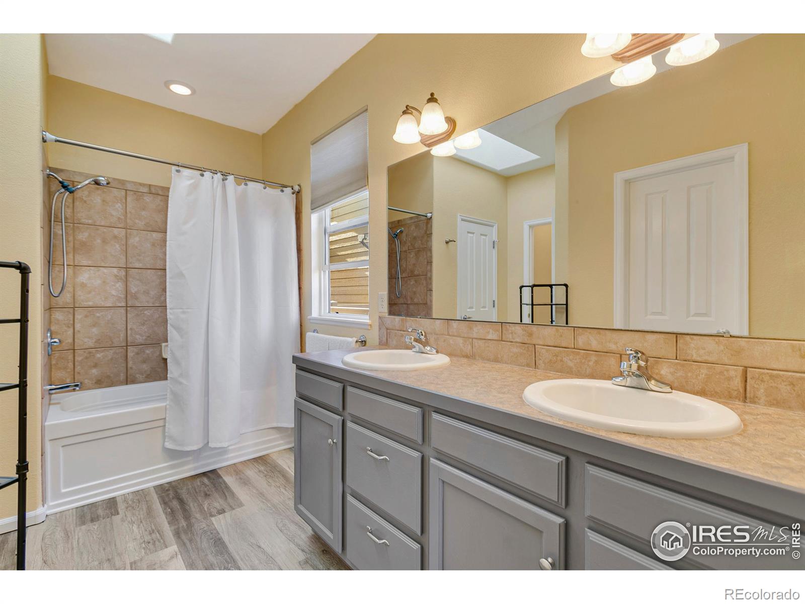 MLS Image #14 for 3436  widefield court,loveland, Colorado
