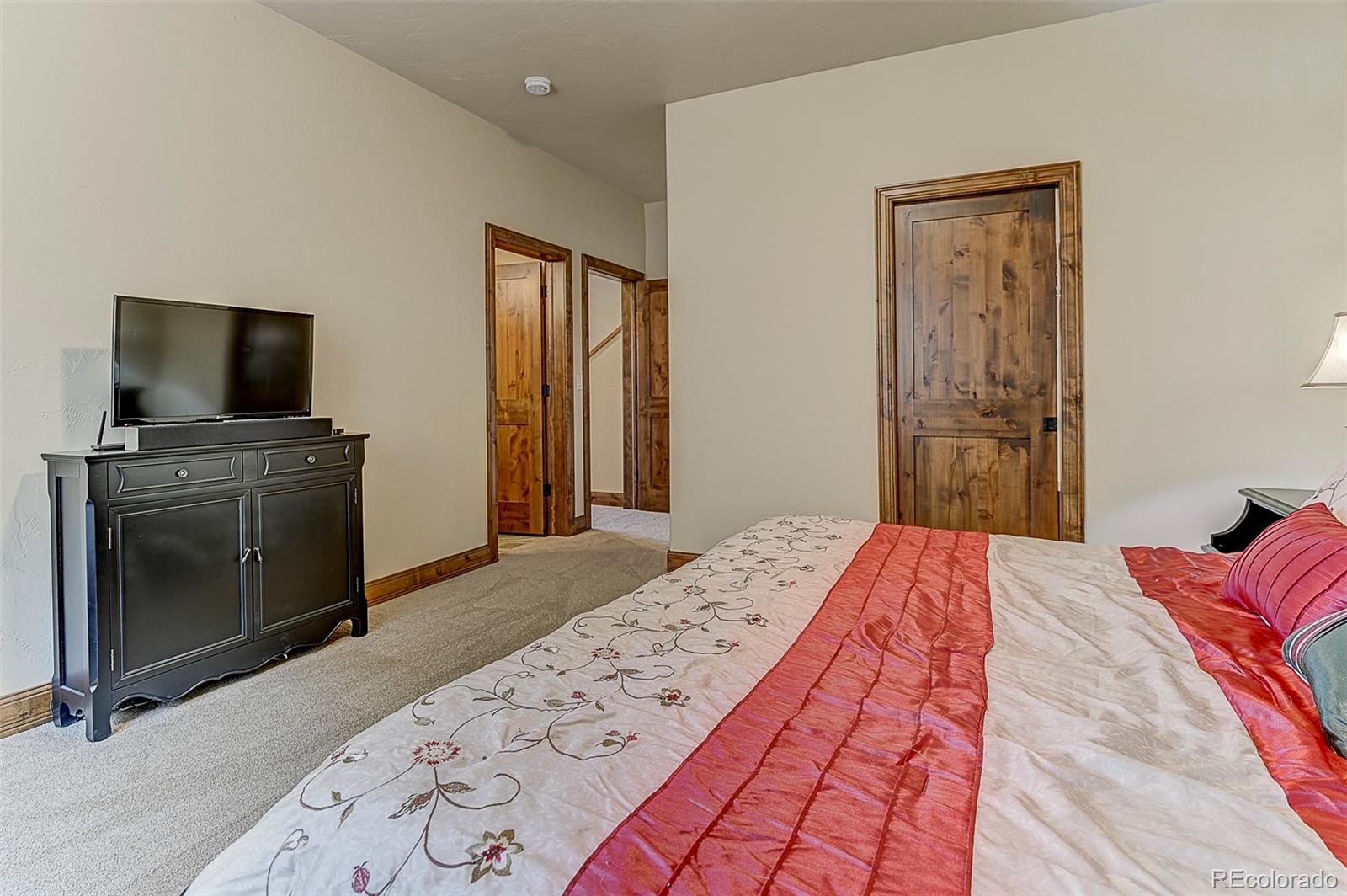 MLS Image #32 for 2752  cathedral park view,colorado springs, Colorado