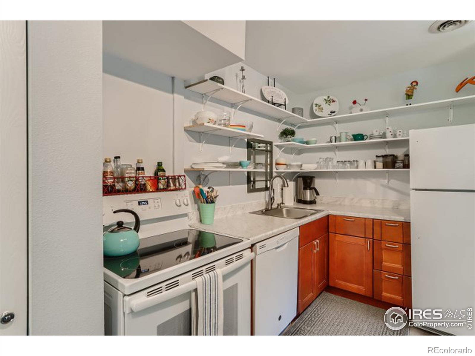 MLS Image #9 for 225 e 8th avenue,longmont, Colorado
