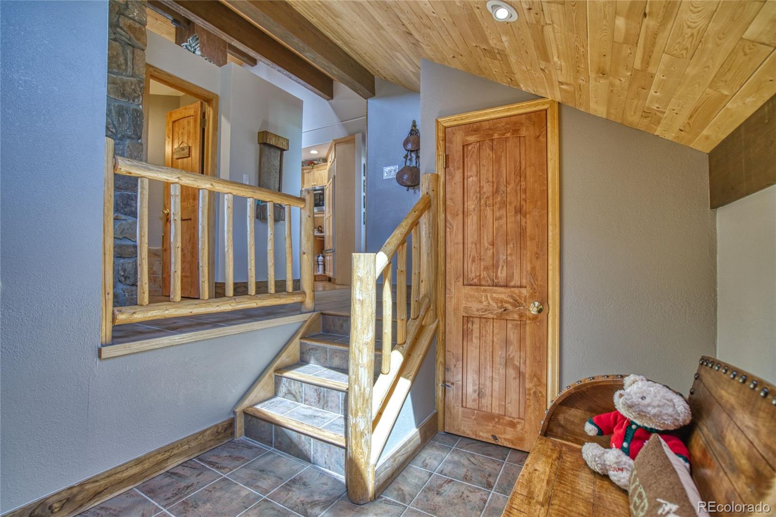 CMA Image for 5237  Bear Mountain Drive,Evergreen, Colorado